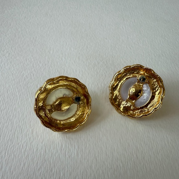 Vintage Pearl Gold-Tone Rope Twist Stud Earrings Womens Elegant Classic - Picture 4 of 8